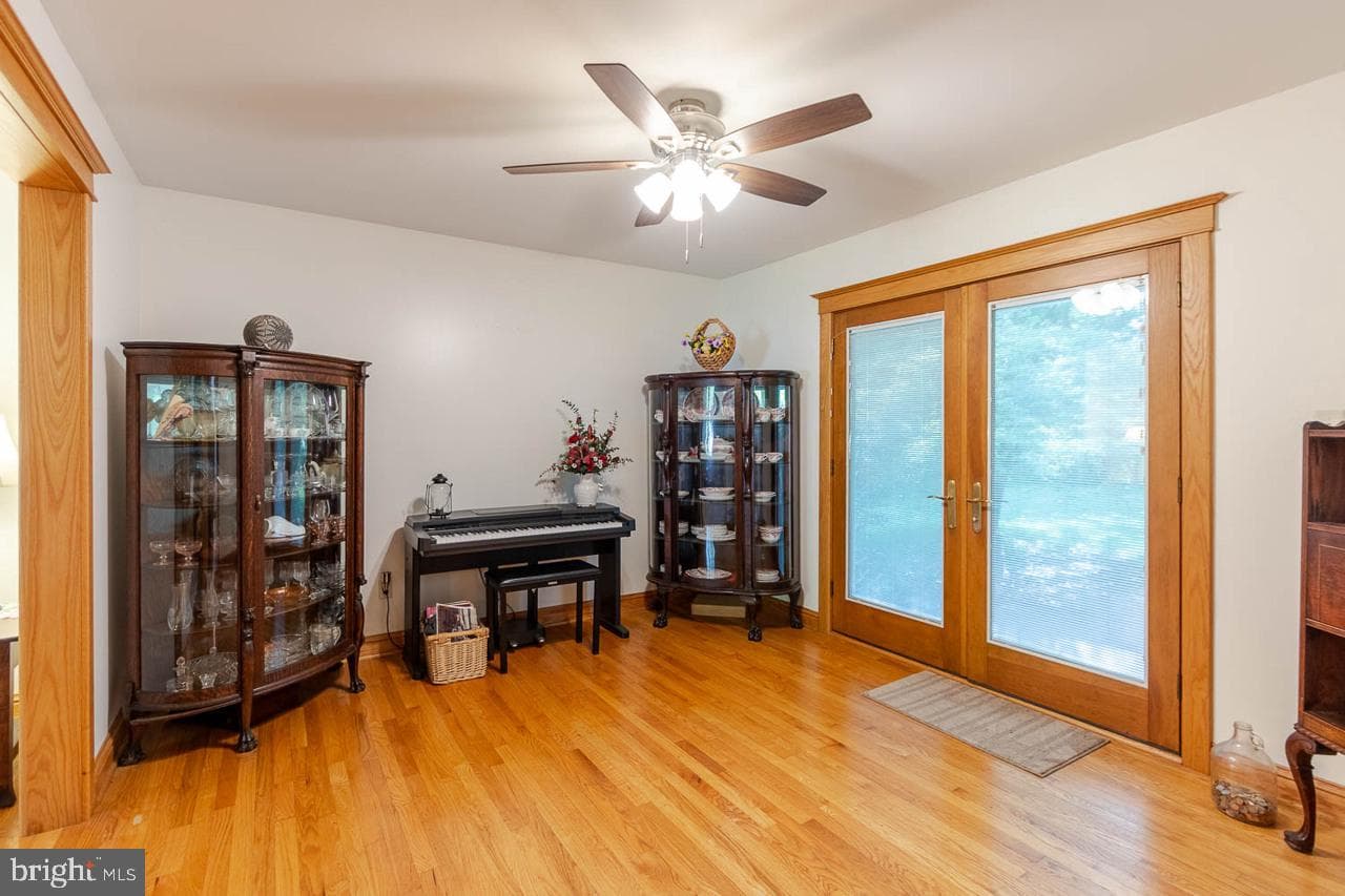 1000 Saxton Drive photo 13