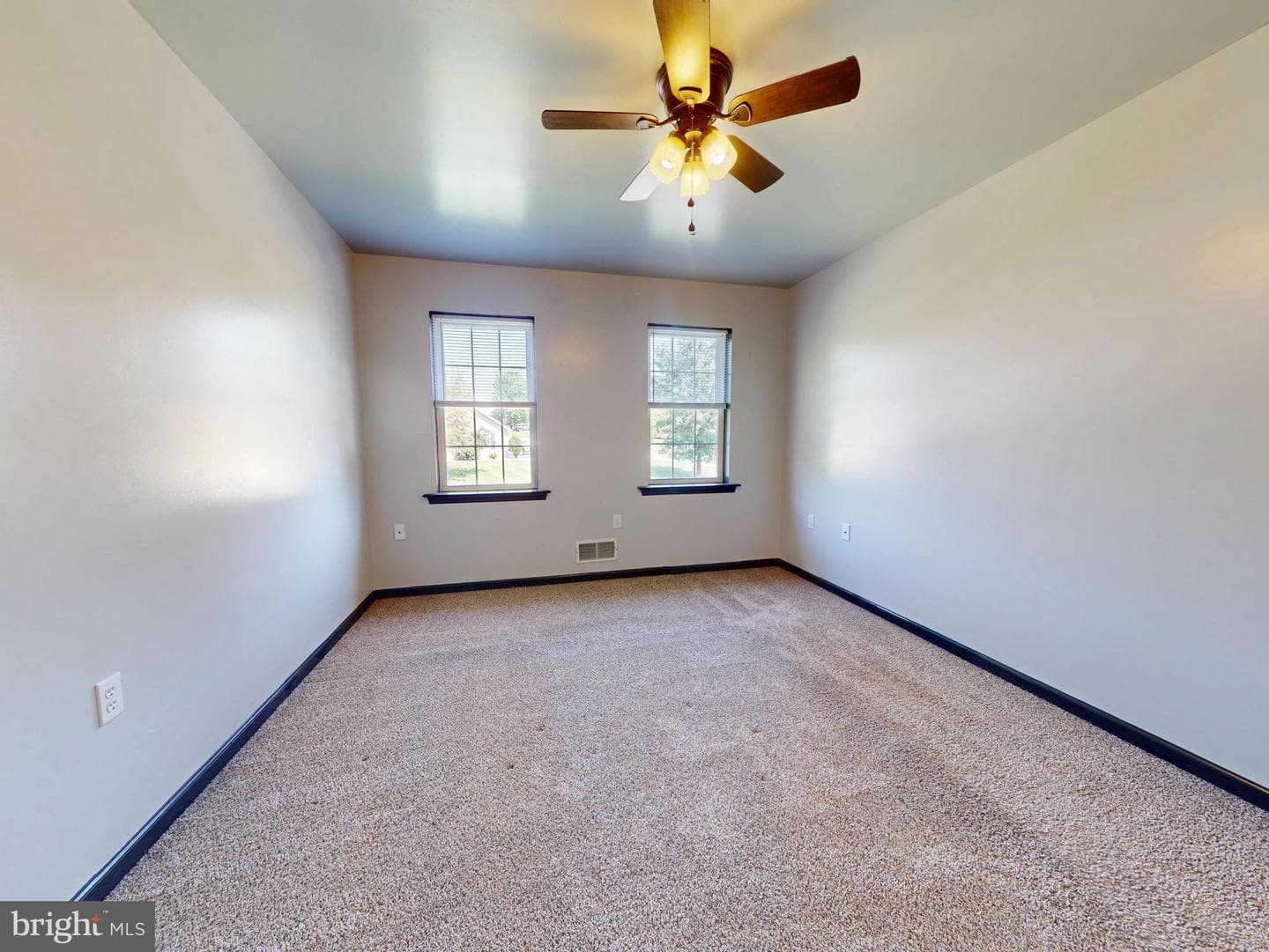 130 Lorinda Lane photo 25
