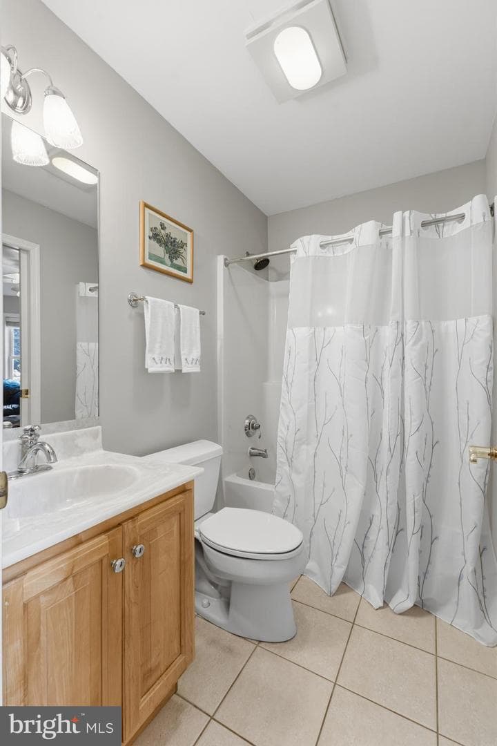 1632 Bristol Avenue #803 photo 33