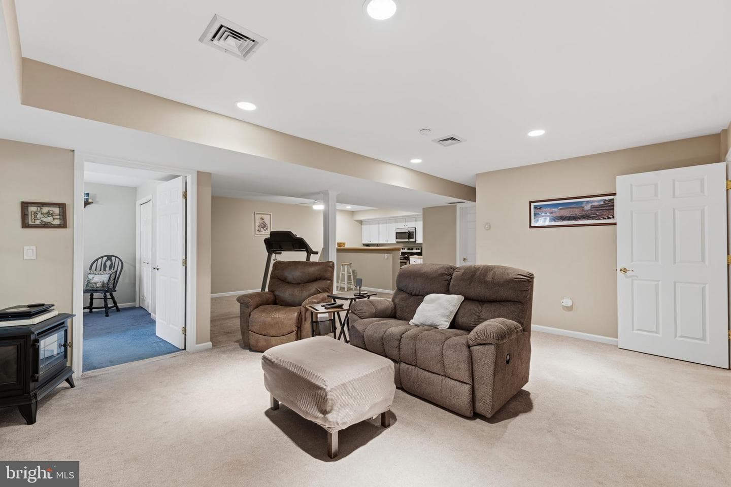 1632 Bristol Avenue #803 photo 37