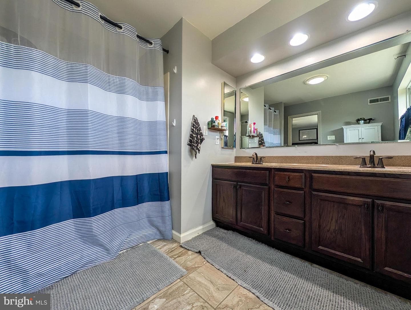 111 Hill Street photo 42
