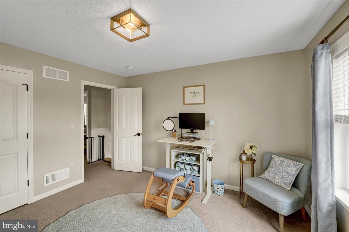 256 Jefferson Circle photo 30
