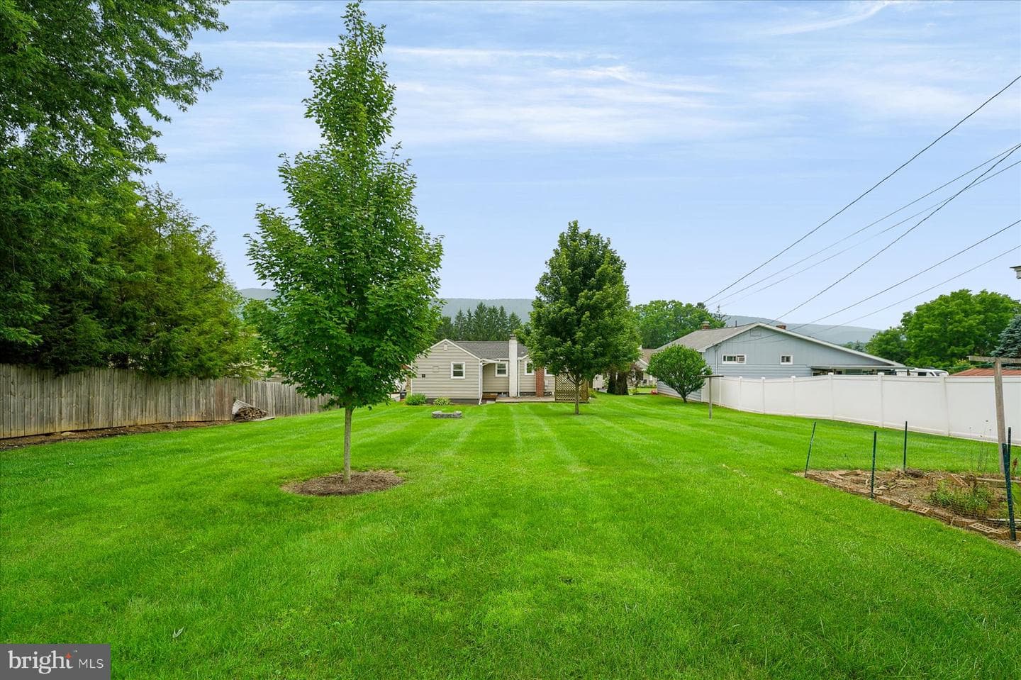 135 Lee Avenue photo 26