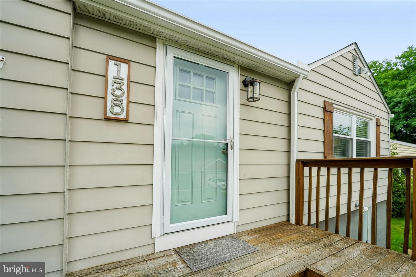 135 Lee Avenue photo 3