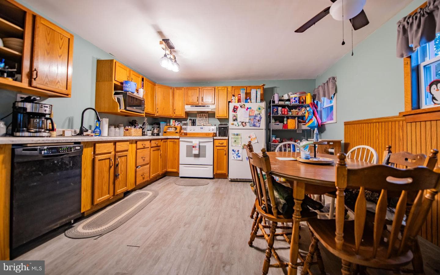 117 N Chestnut Street photo 4