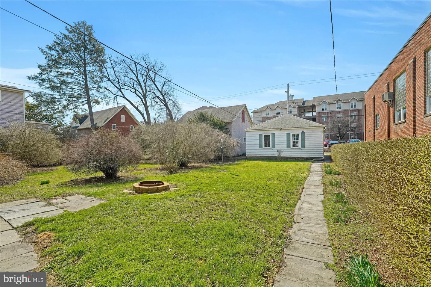 316 W Church St photo 29
