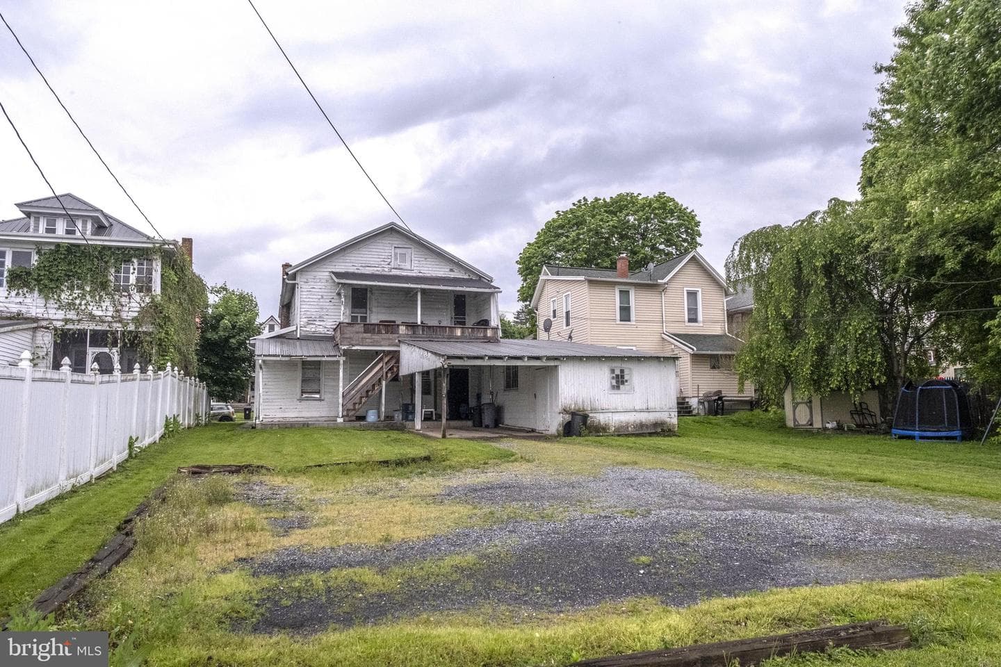 442 S Fairview Street photo 4