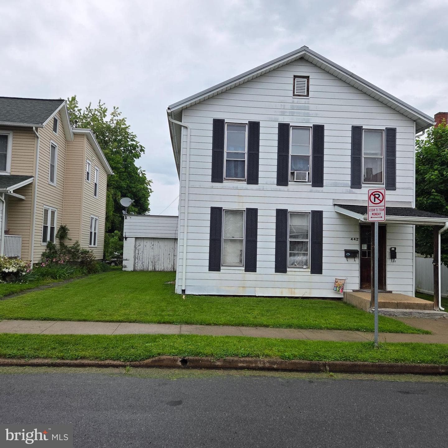 442 S Fairview Street photo 6