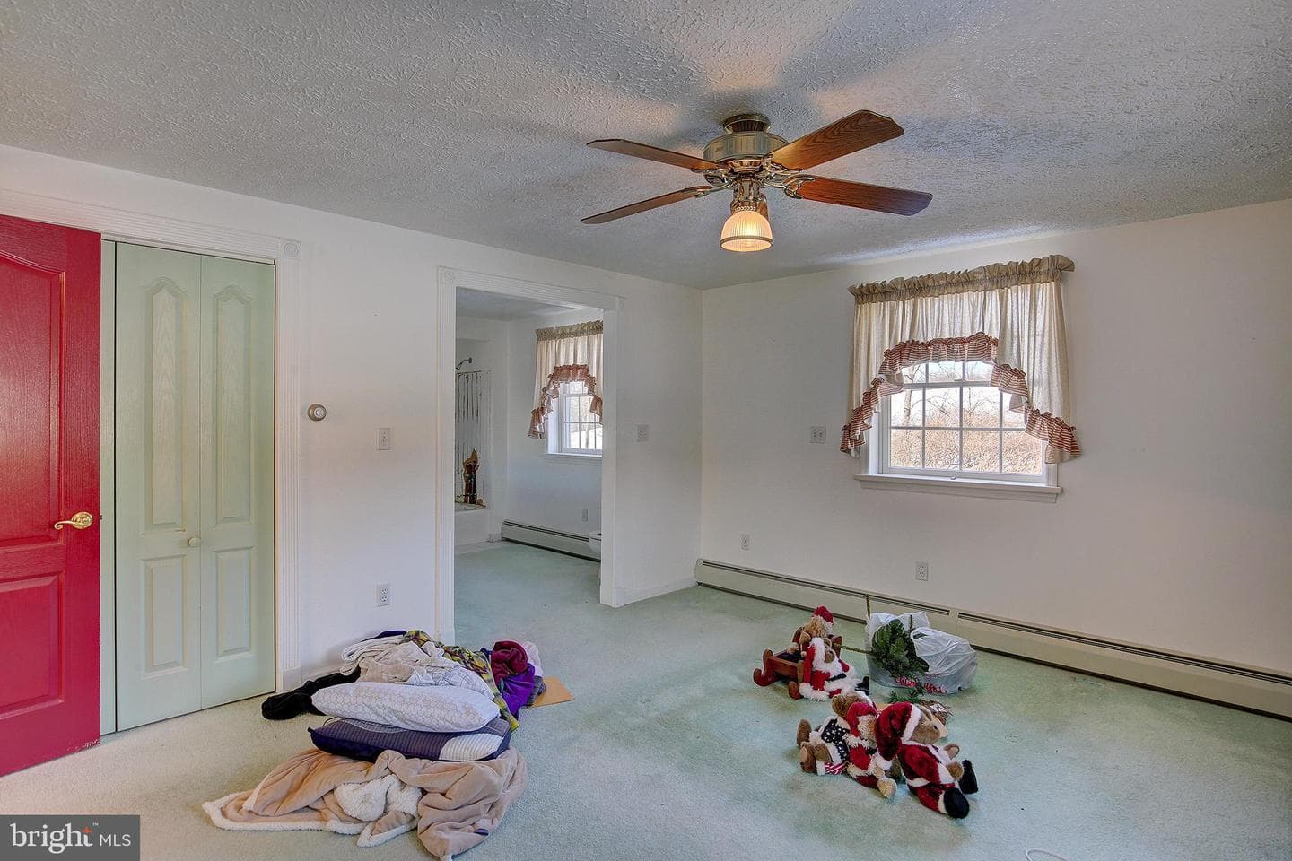 241 Earth Station Road photo 17
