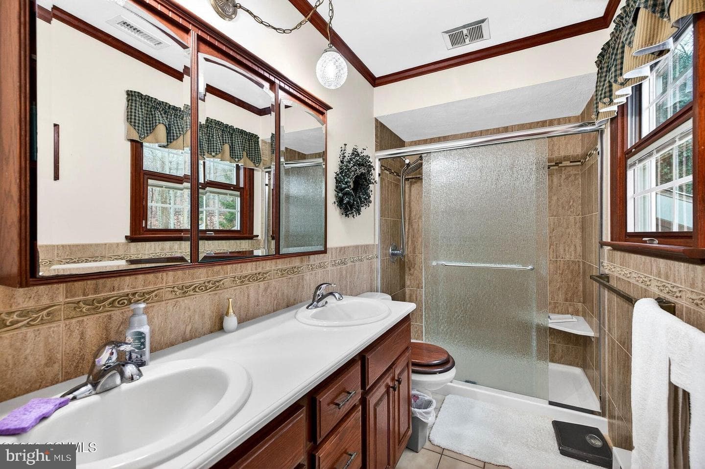 110 River Drive photo 10