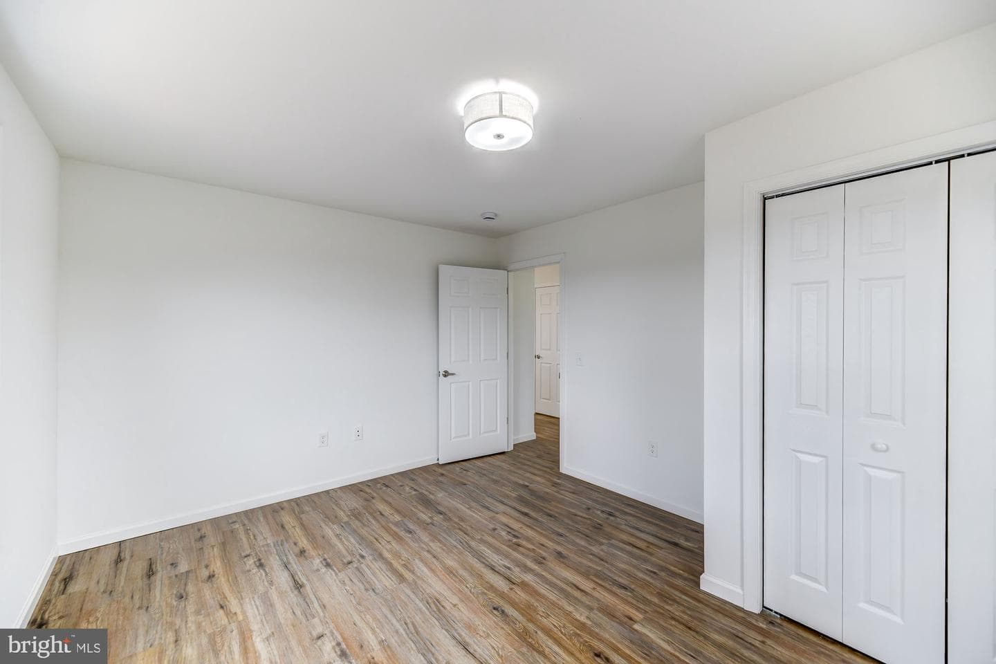 34 Mifflin Terrace photo 18