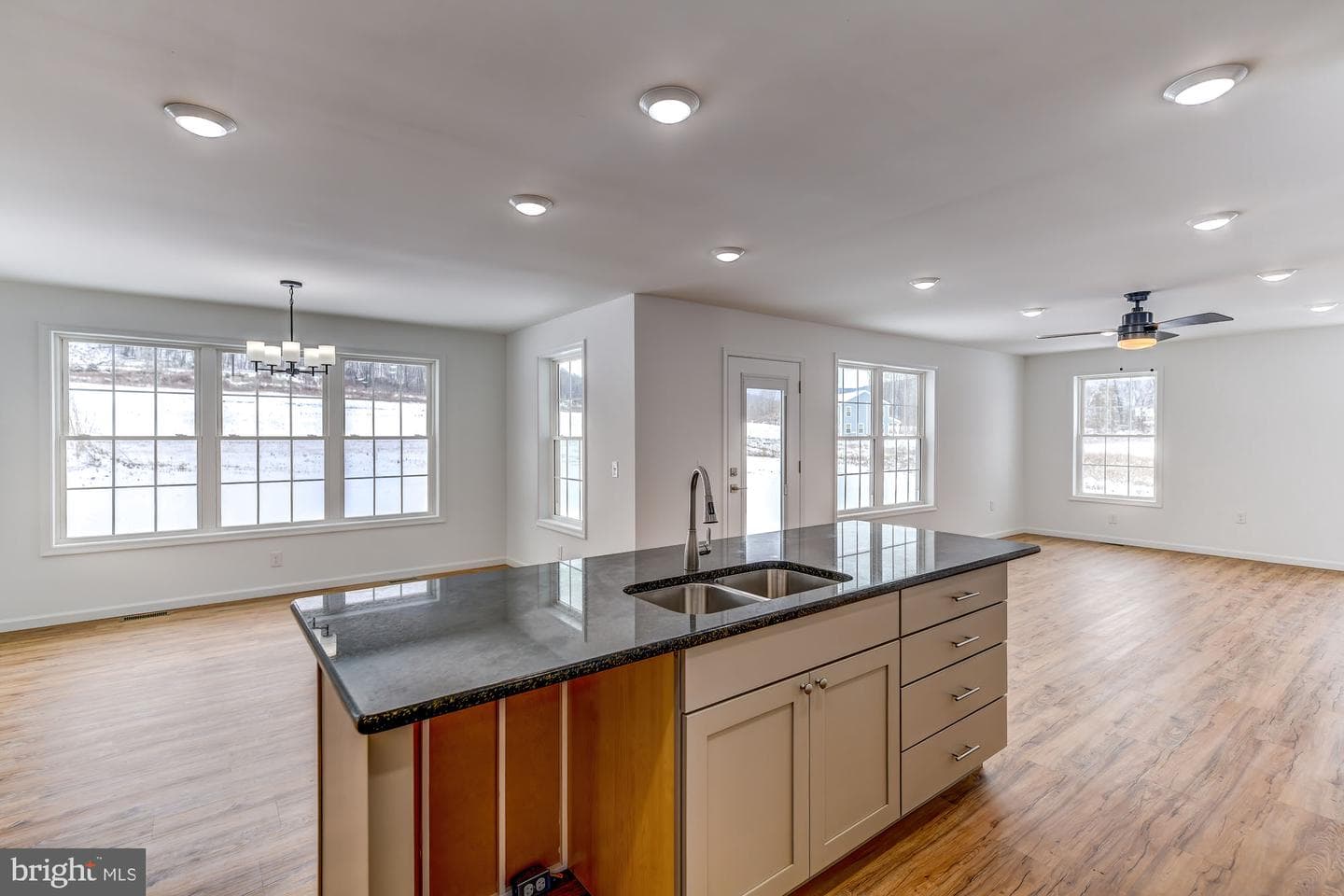 25 Mifflin Terrace photo 18