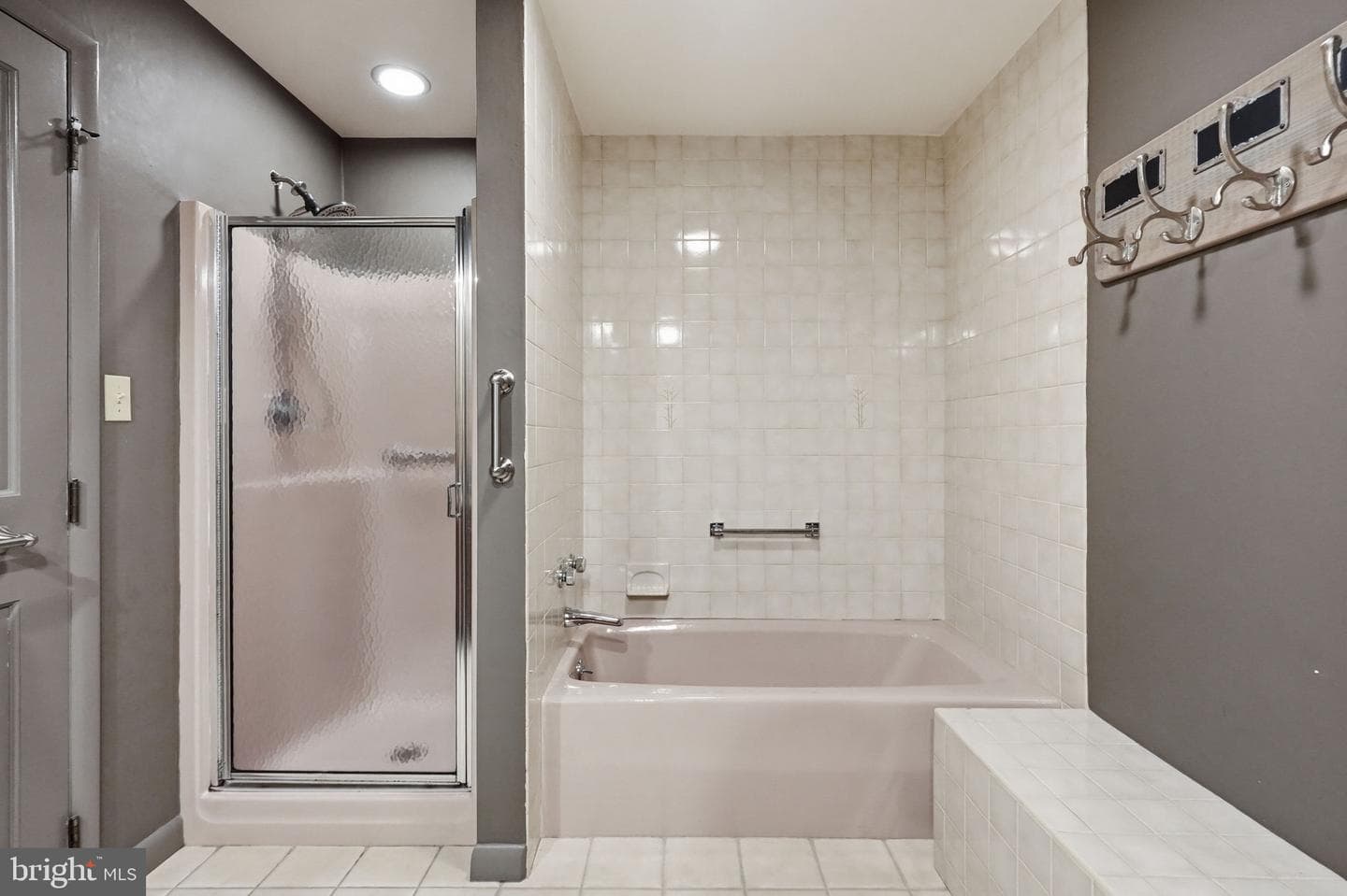 17 Maplewood Road photo 51