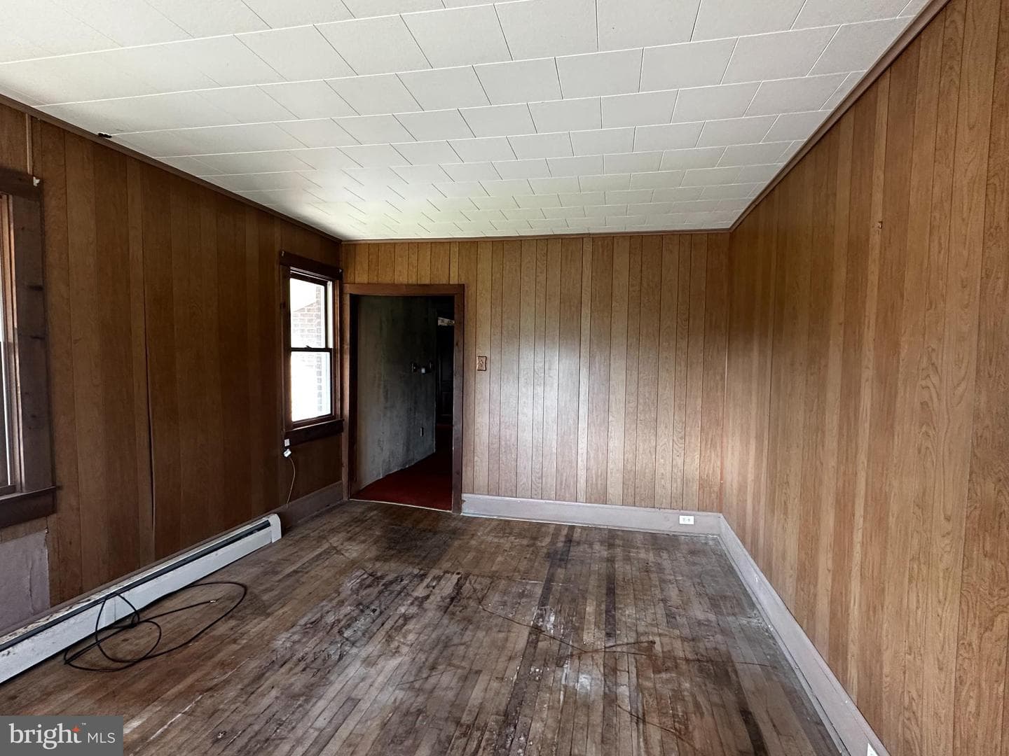 224 Middle Road photo 10