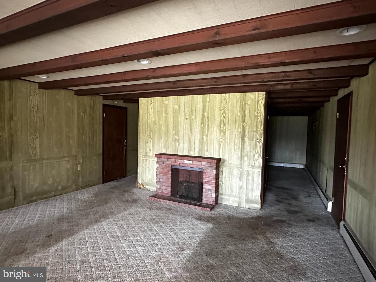 224 Middle Road photo 22