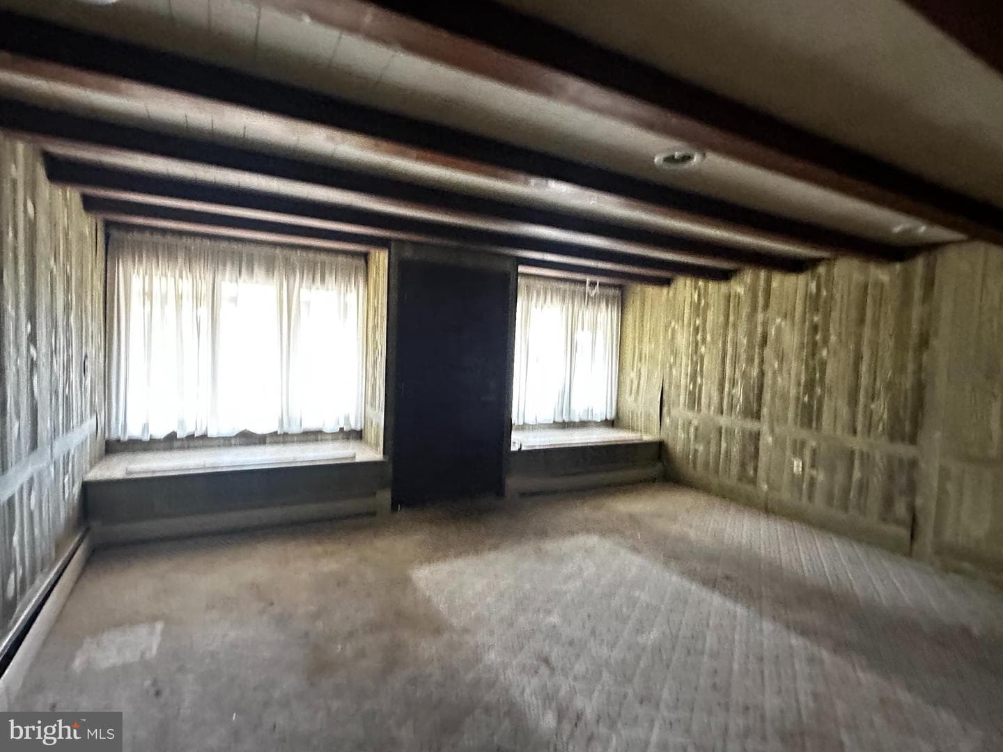 224 Middle Road photo 24