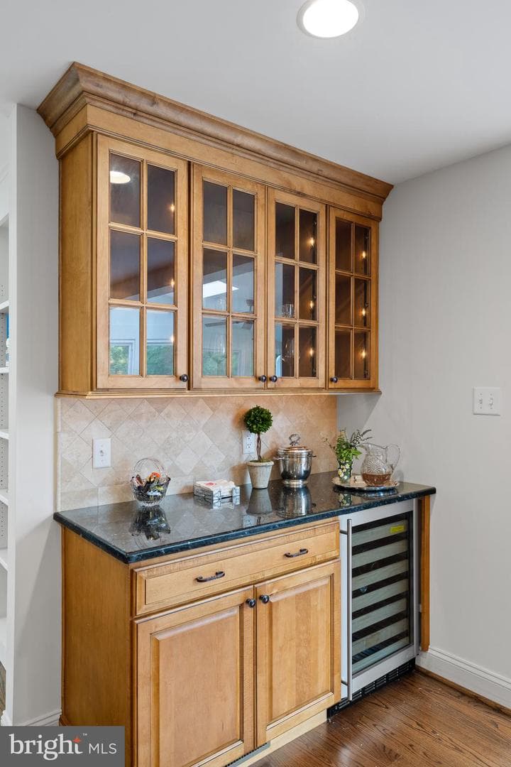 138 Davis Road photo 13