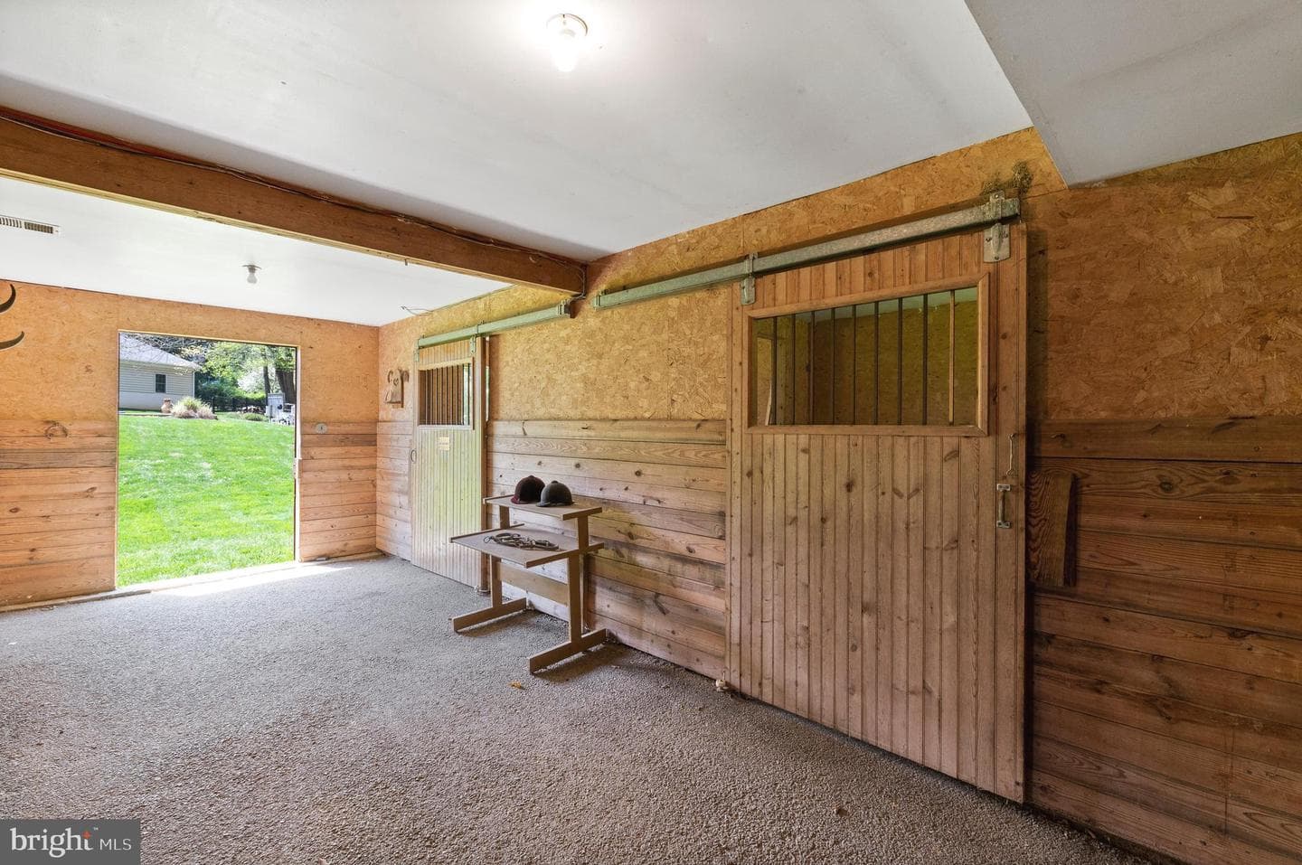 138 Davis Road photo 72