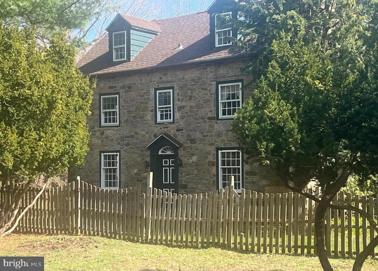 850 Brintons Bridge Road photo 3