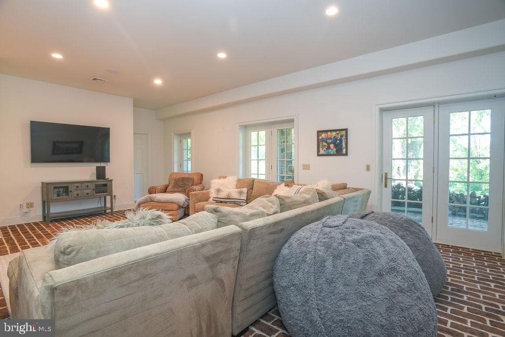 100 Pyles Mountain Lane photo 15