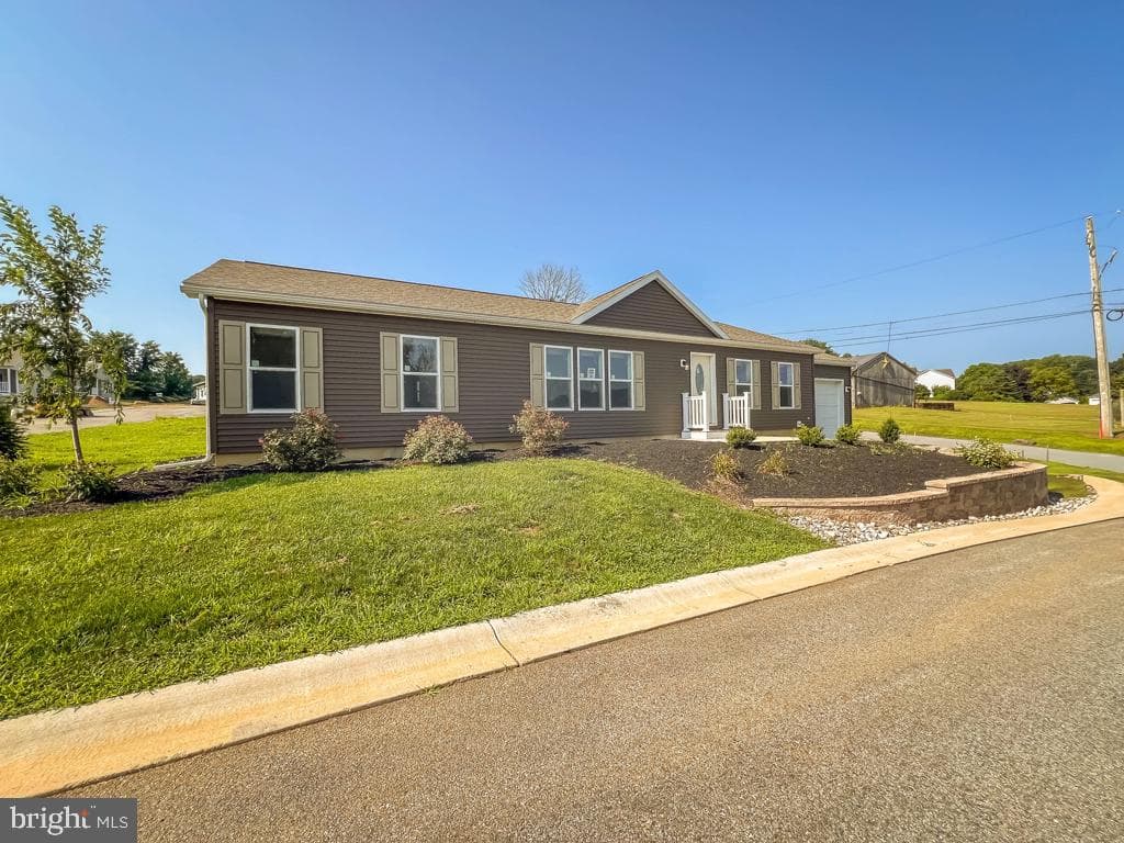 146 Minch Road photo 5