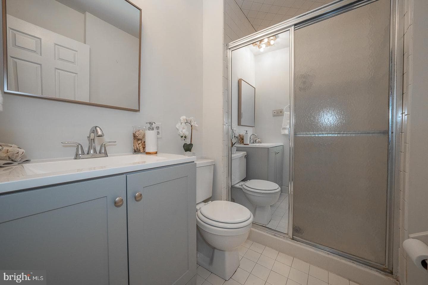 28 Elan Lane photo 16