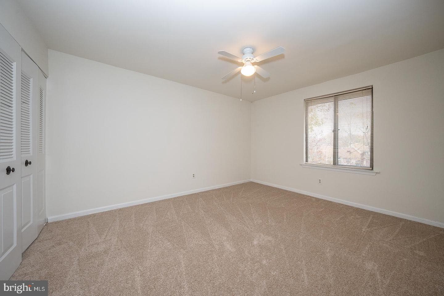 28 Elan Lane photo 23