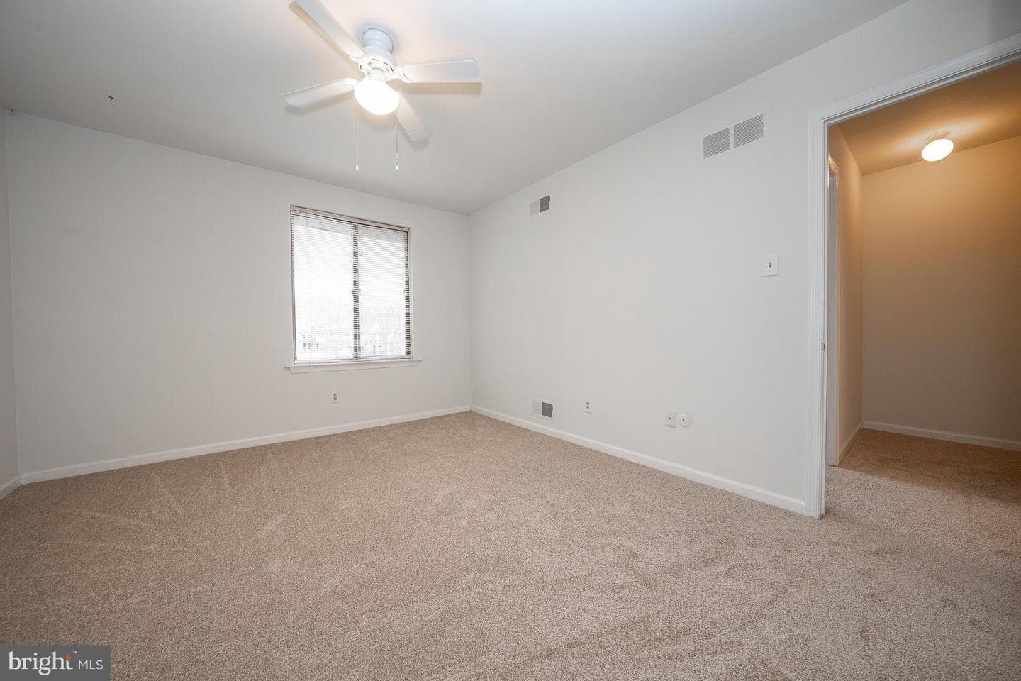 28 Elan Lane photo 25