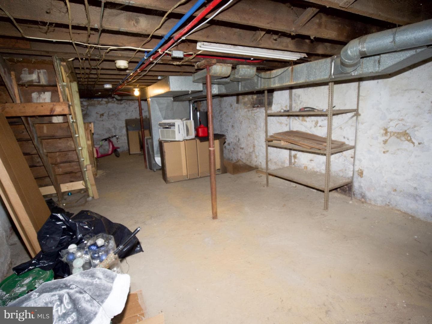 112 Chester Avenue photo 9