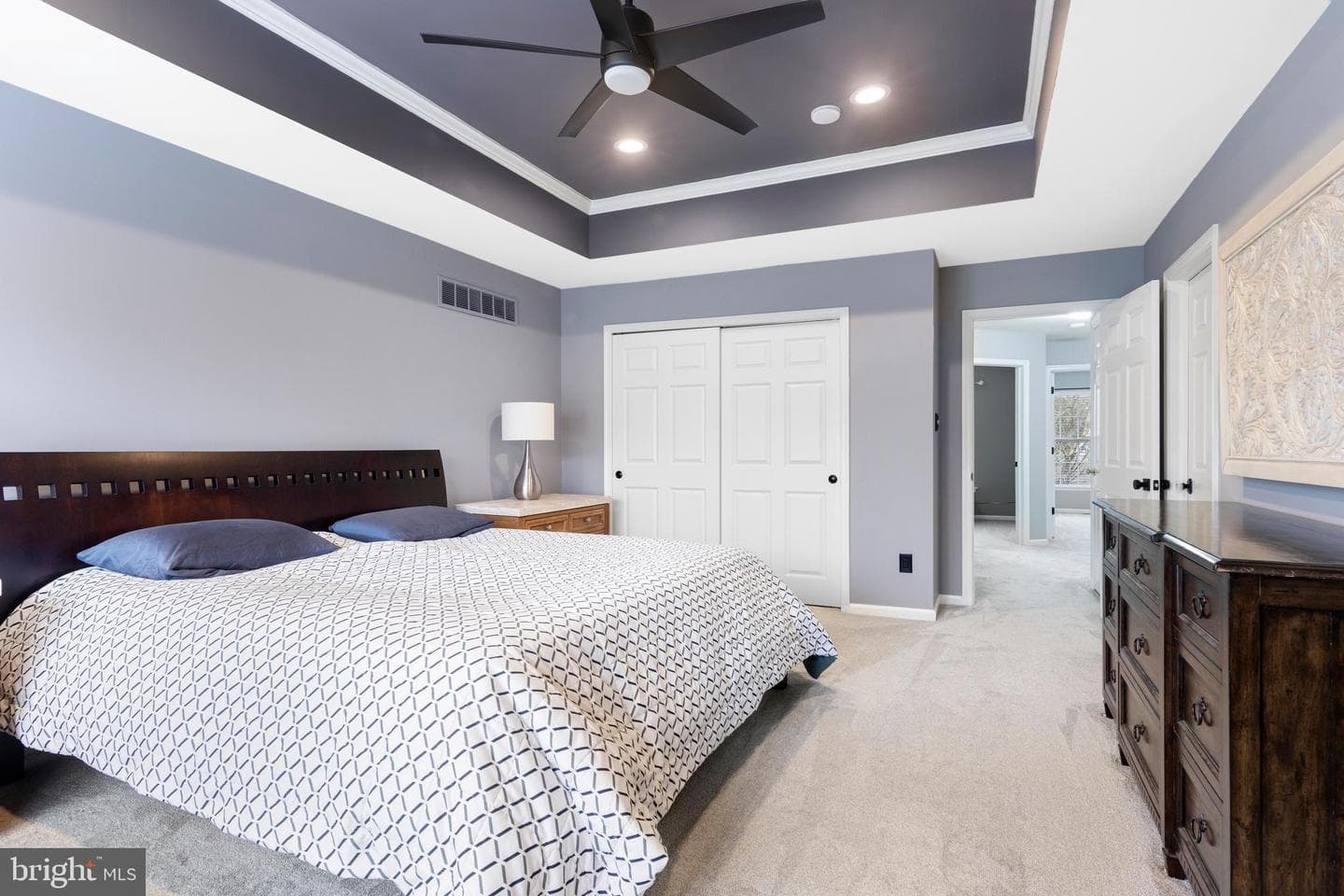 207 Deepdale Drive photo 33