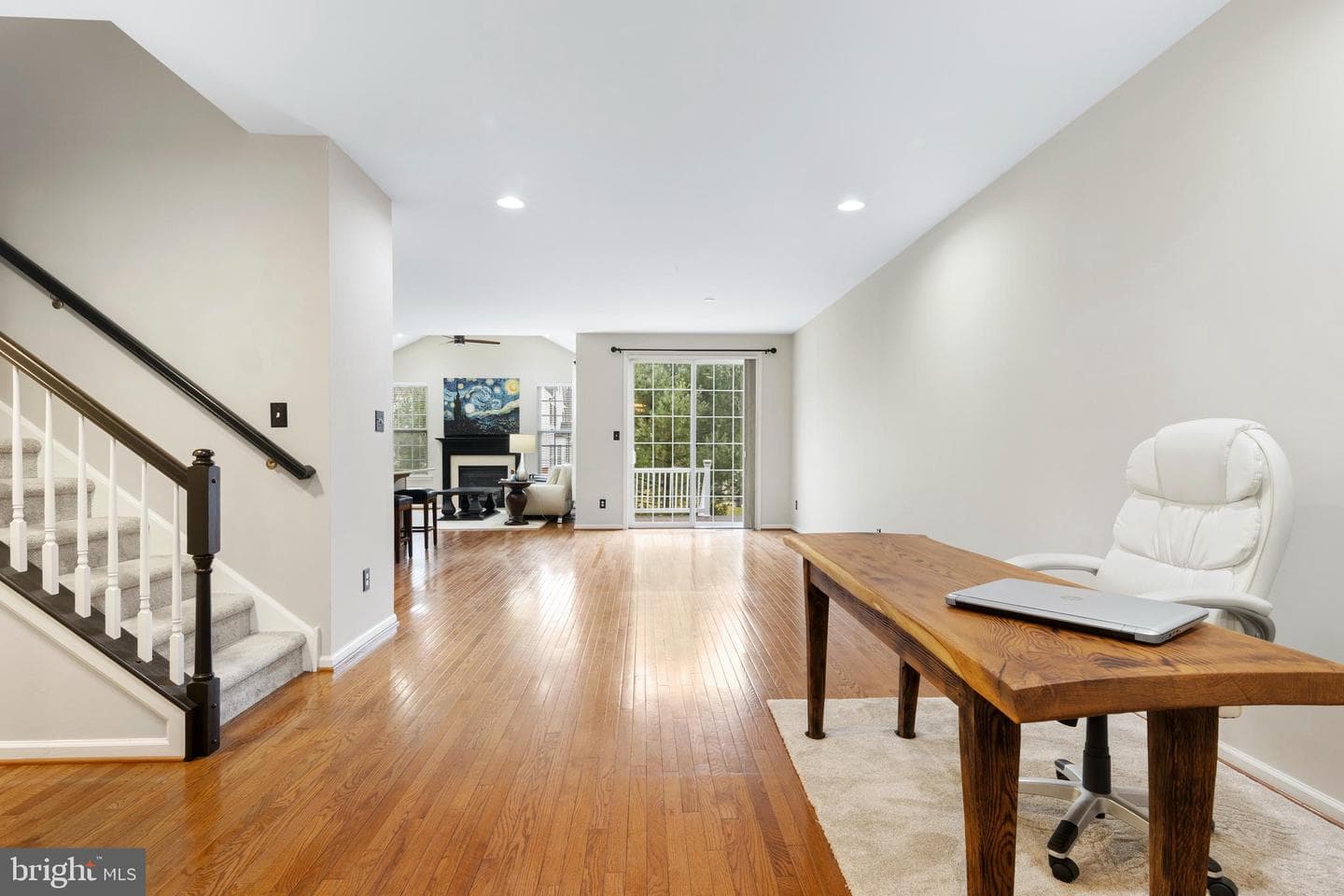 207 Deepdale Drive photo 6
