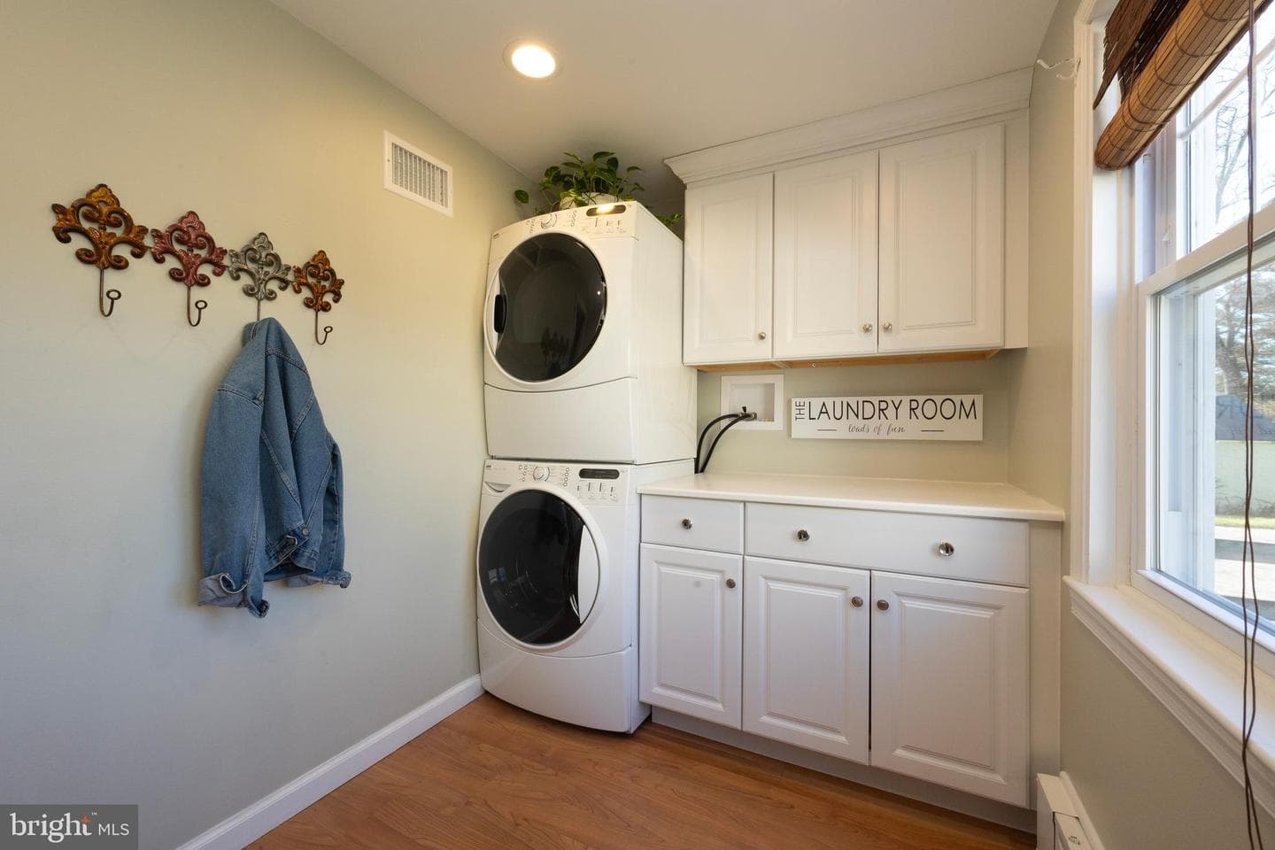 605 Price Street photo 33