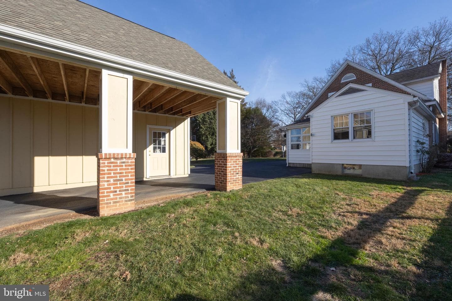605 Price Street photo 9