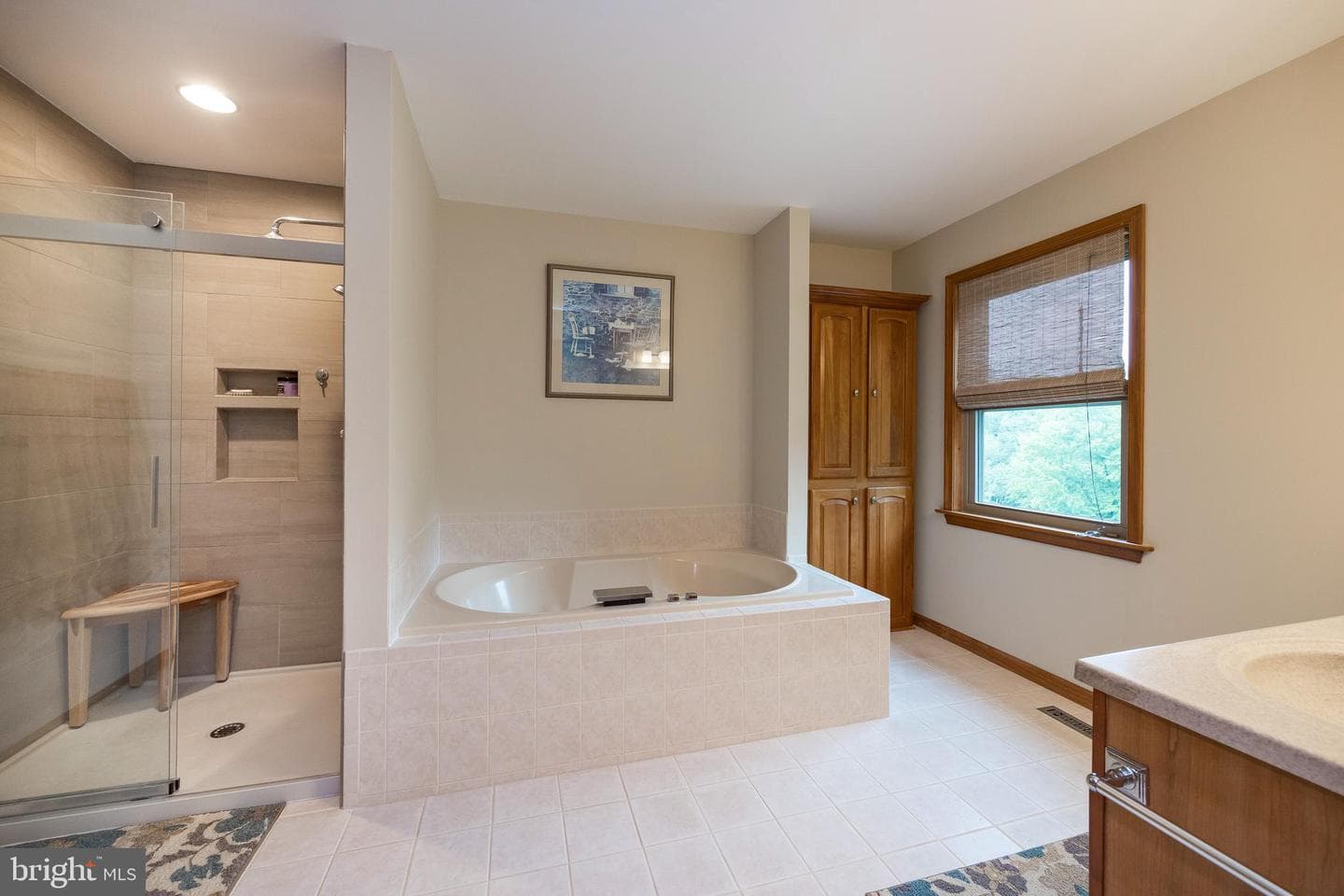 1386 Hunters Court photo 16