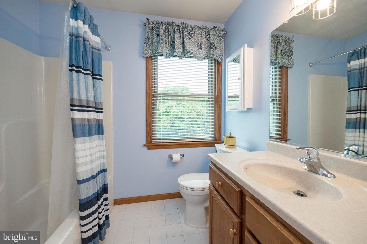 1386 Hunters Court photo 19