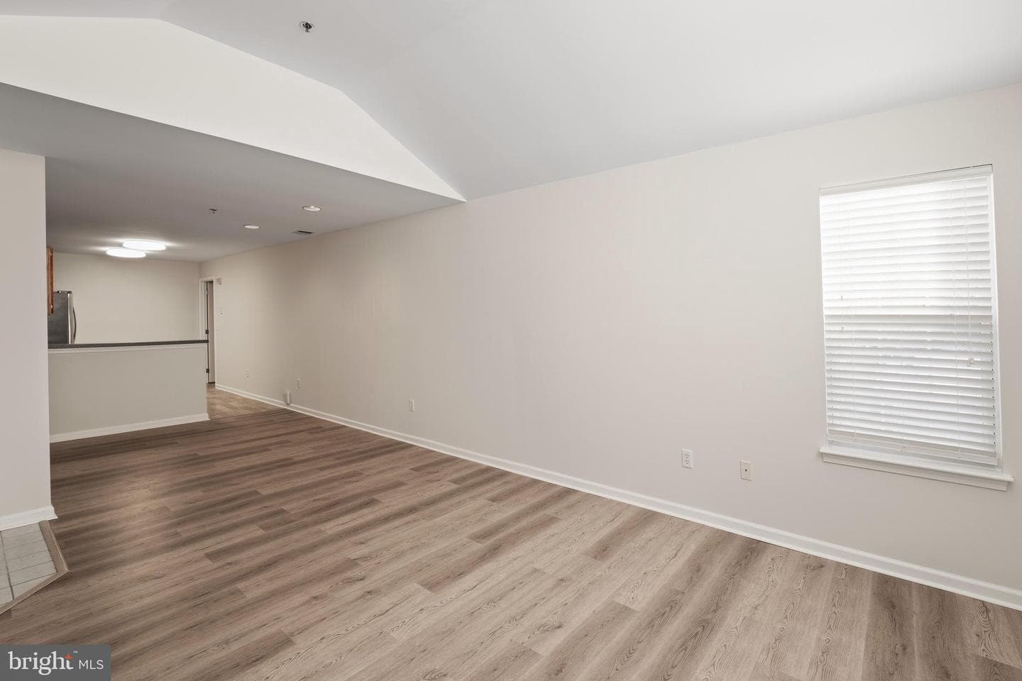 141 Village Way #6a photo 12