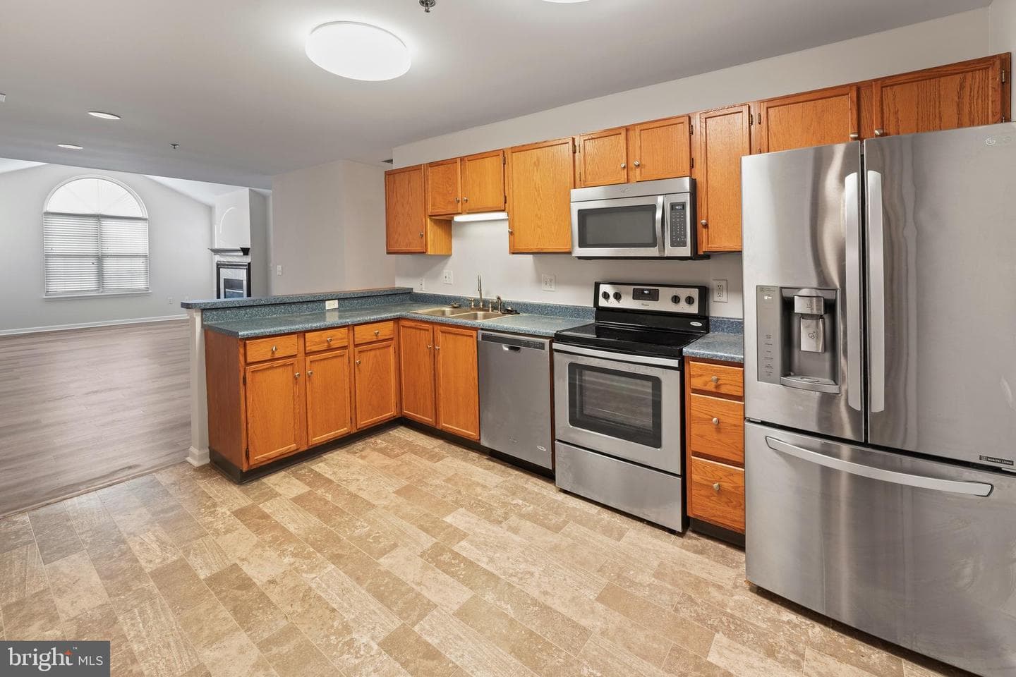 141 Village Way #6a photo 14