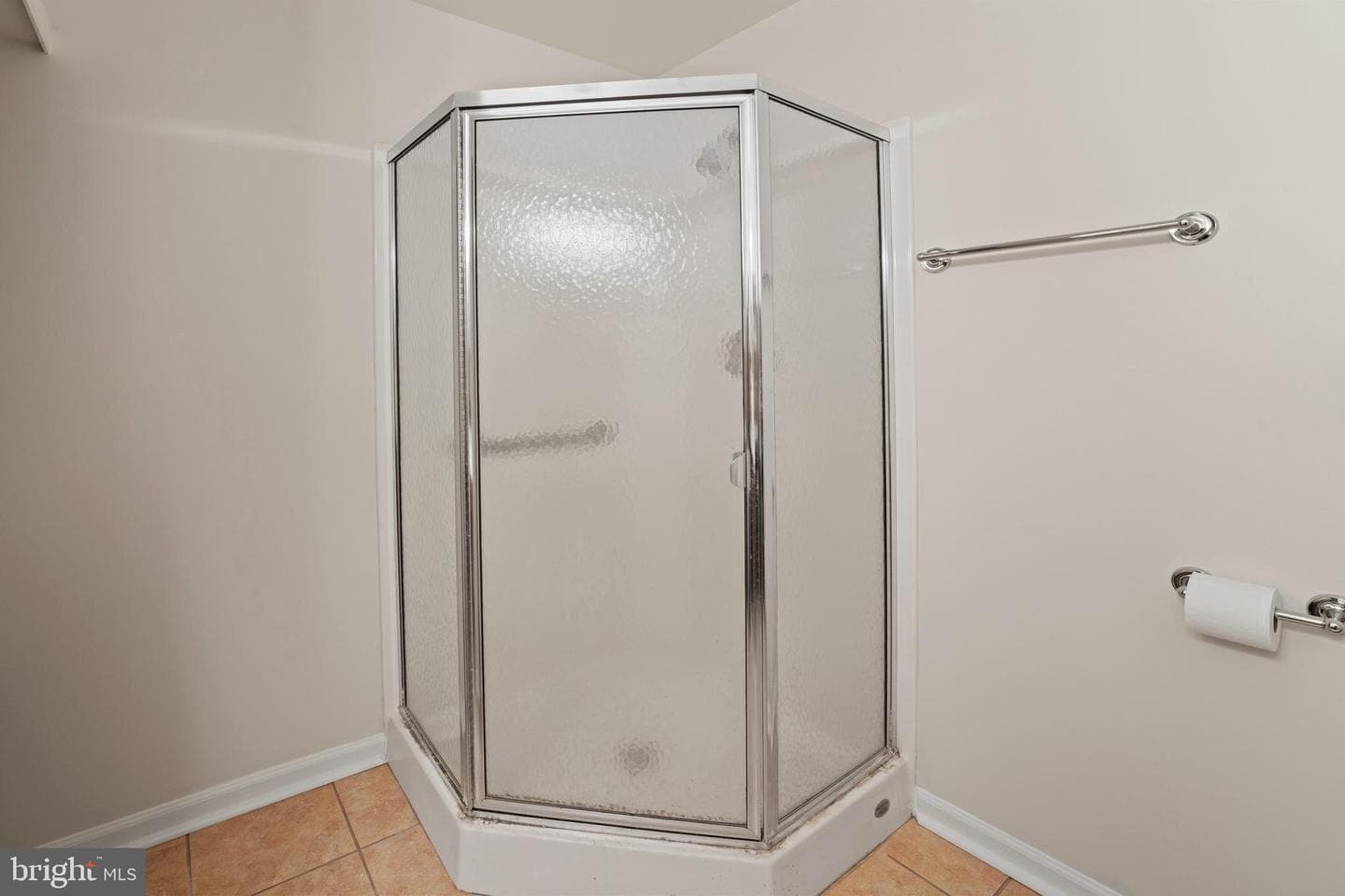 141 Village Way #6a photo 23