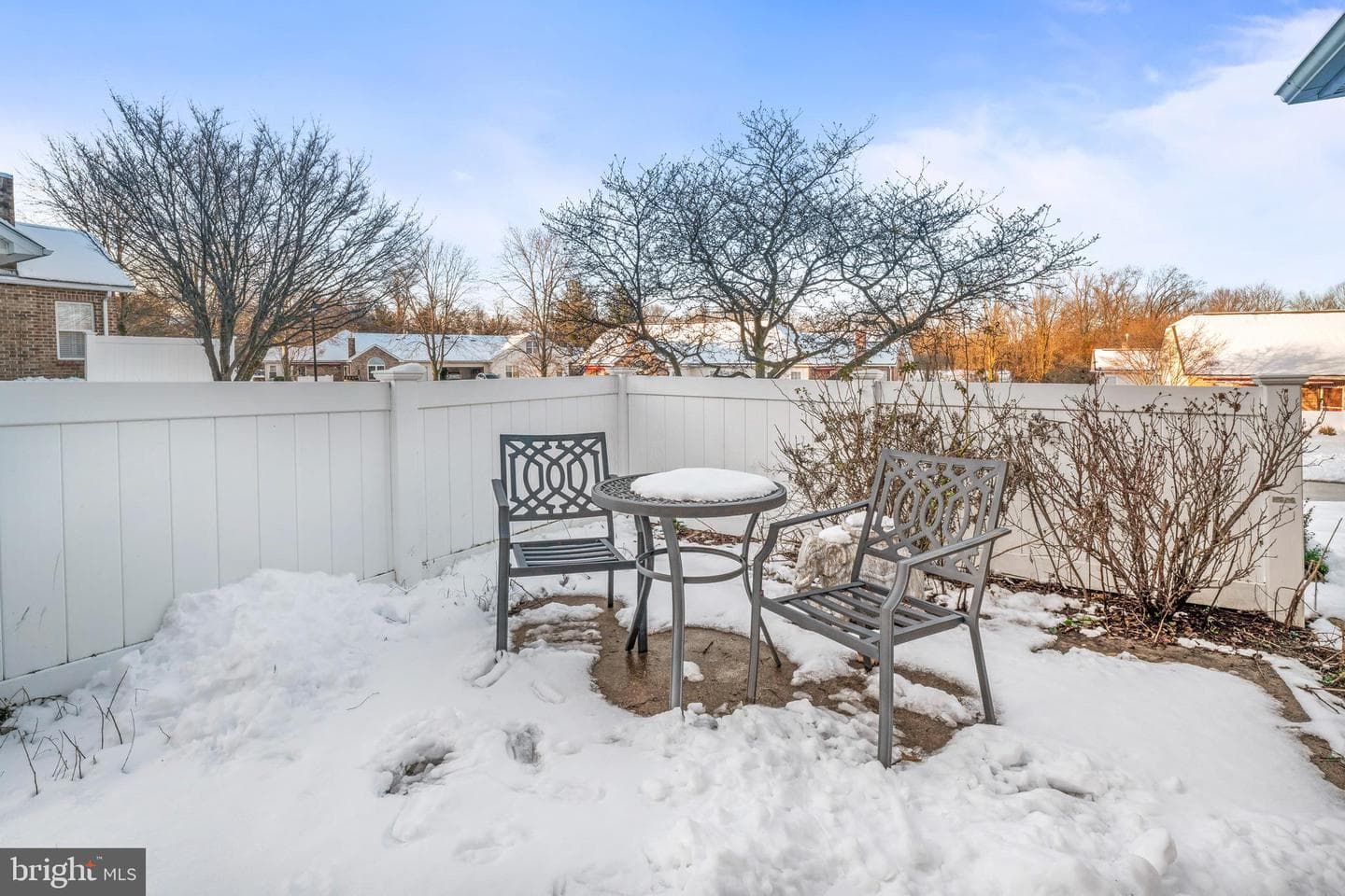 141 Village Way #6a photo 7