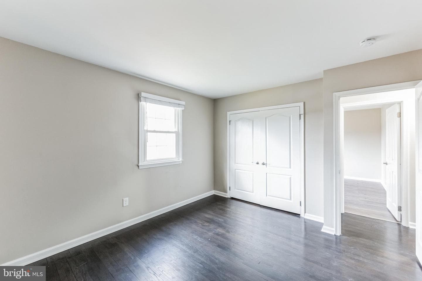 550 N Walnut Road photo 26
