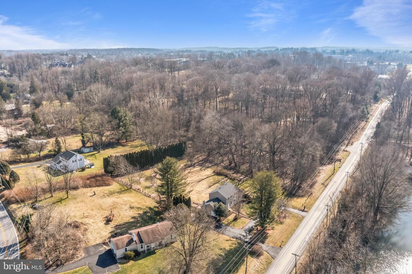 550 N Walnut Road photo 34