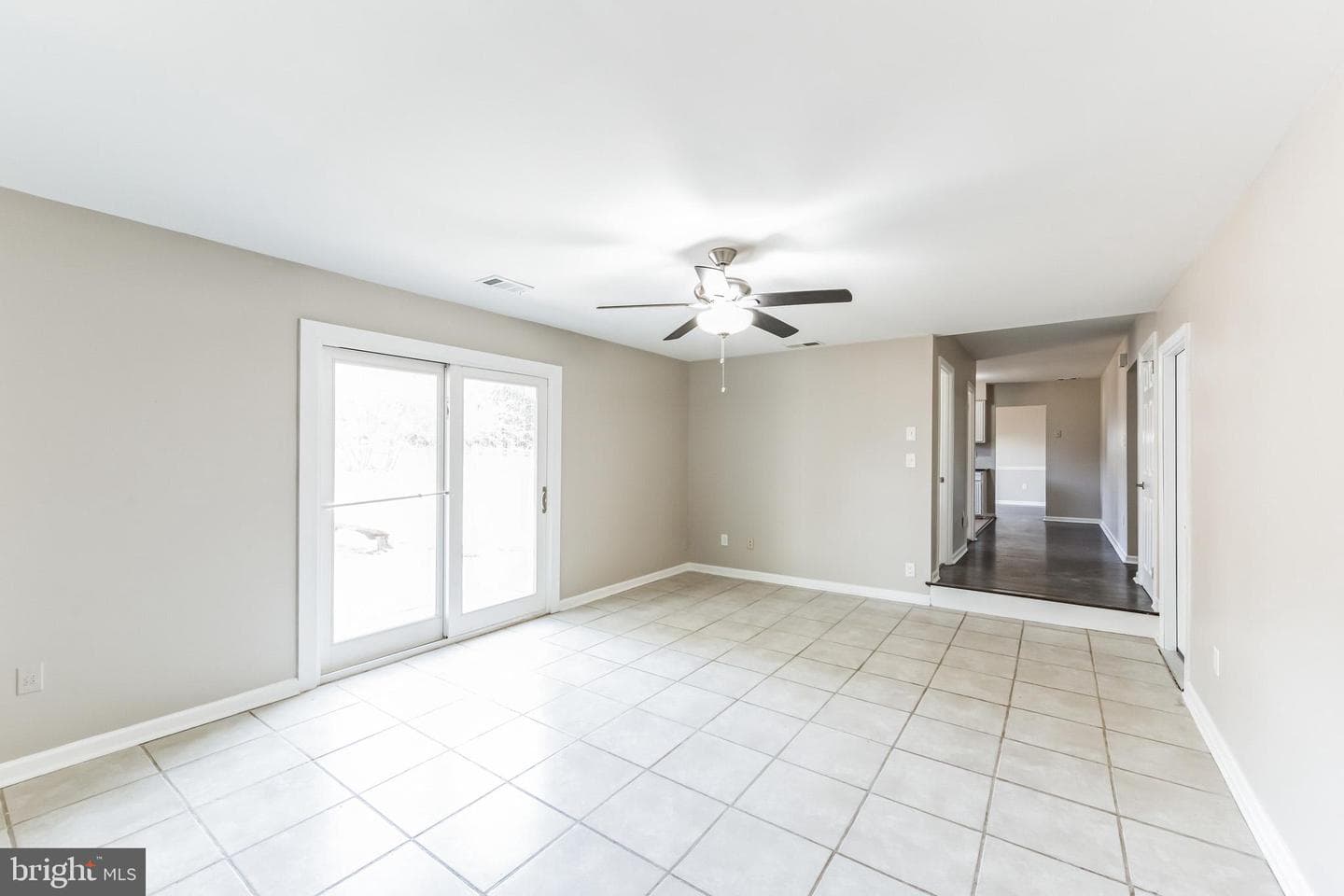 550 N Walnut Road photo 6