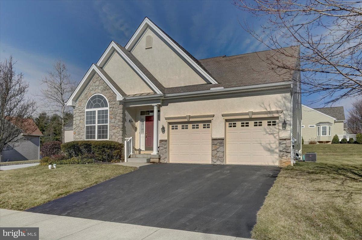 327 McNeil Lane photo 2
