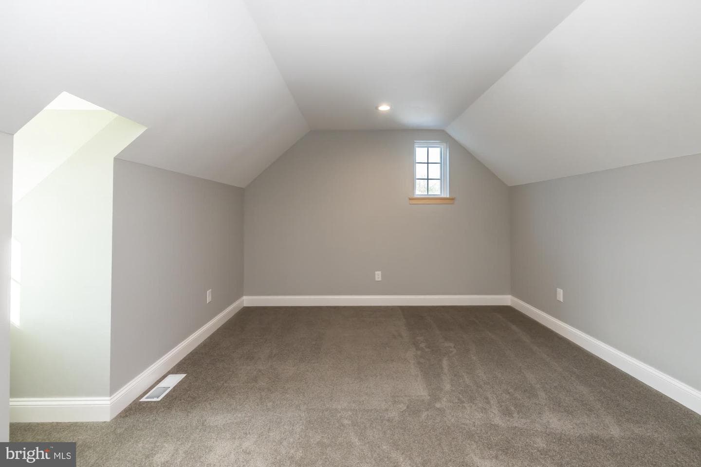 274 Meadow Drive photo 37