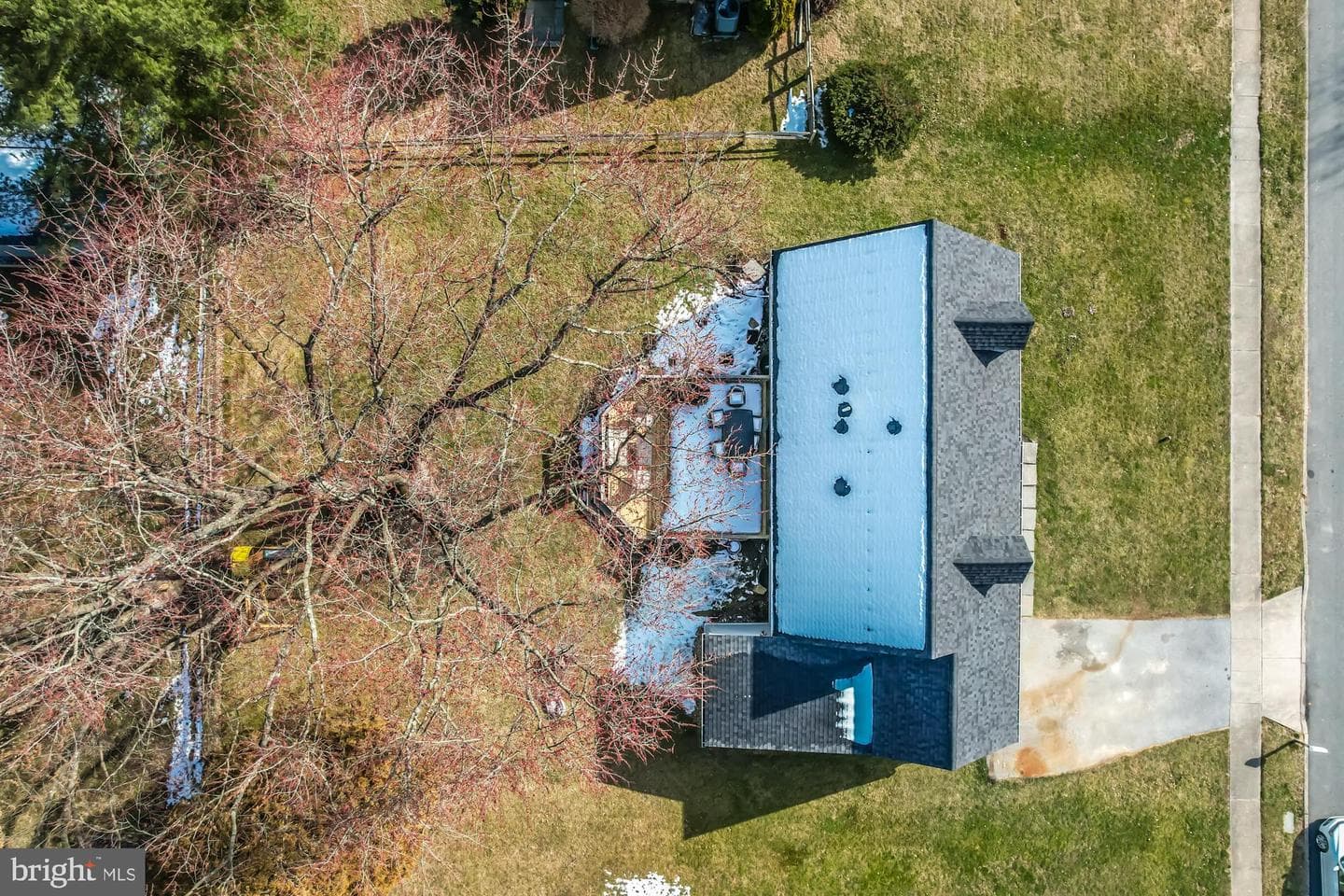 274 Meadow Drive photo 4