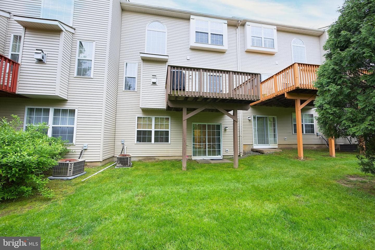 211 Tall Pines Drive photo 27