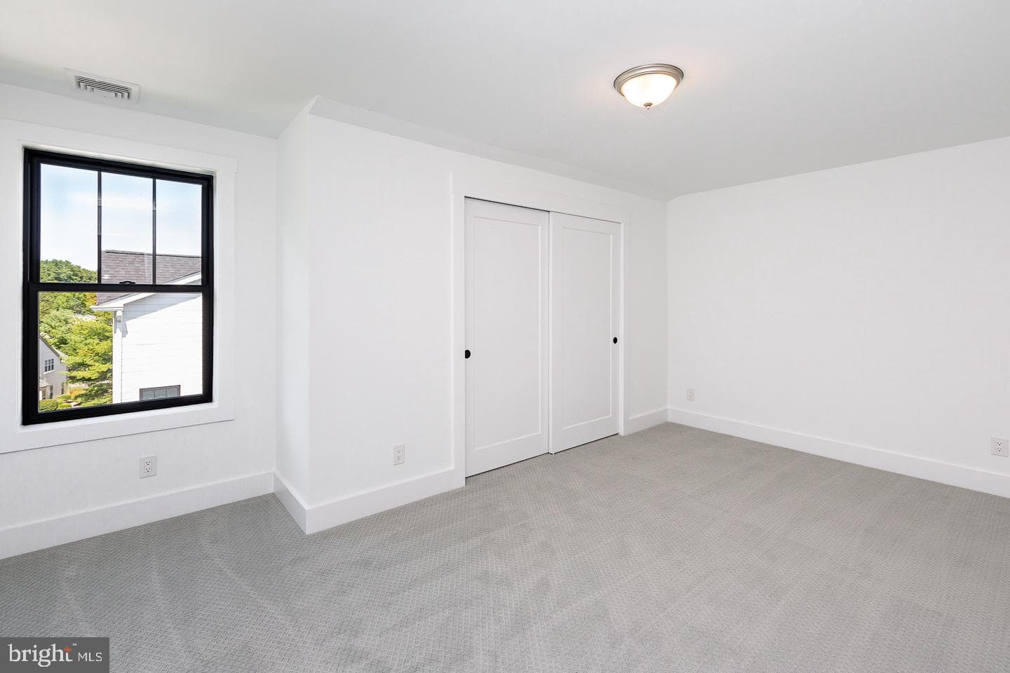 993 Fairview Avenue photo 35