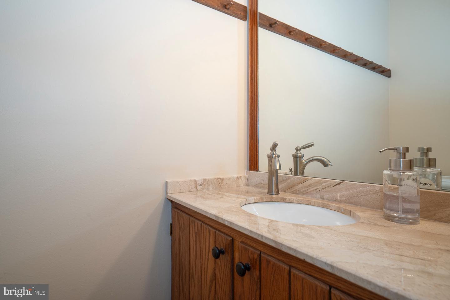 155 Woodgate Lane photo 5