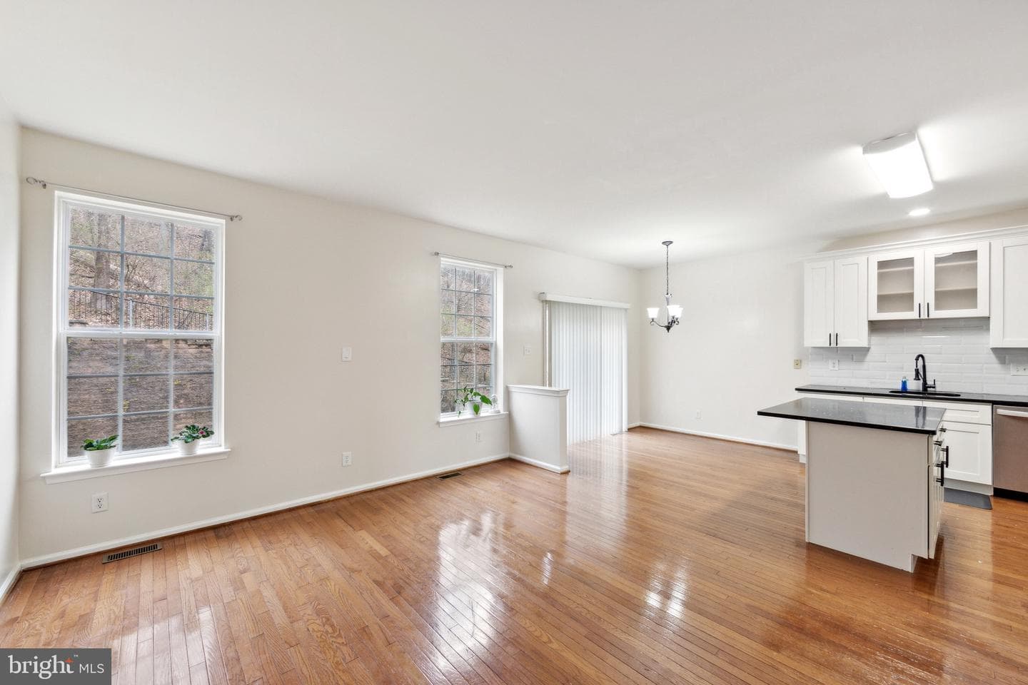 286 Yorktown Court photo 12