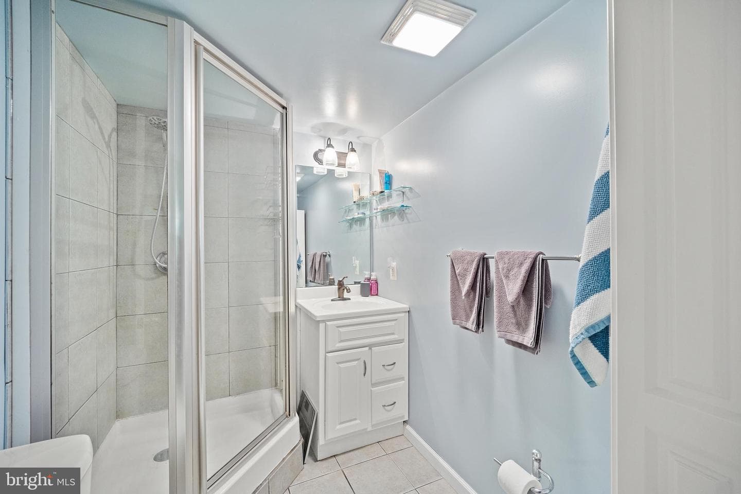 871 Frank Road photo 28